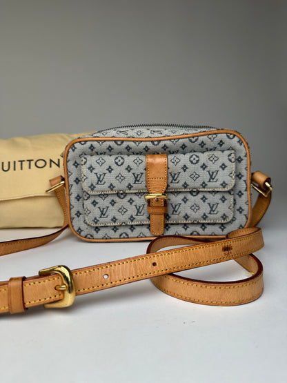 Vintage Louis Vuitton Monogram Canvas Crossbody Bag Y2K Grey Tan