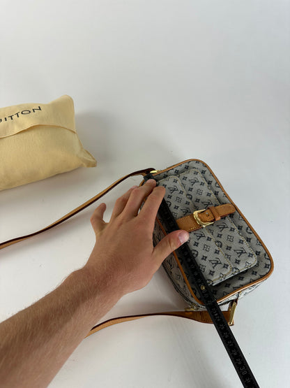 Vintage Louis Vuitton Monogram Canvas Crossbody Bag Y2K Grey Tan