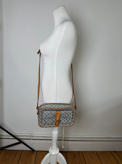 Vintage Louis Vuitton Monogram Canvas Crossbody Bag Y2K Grey Tan
