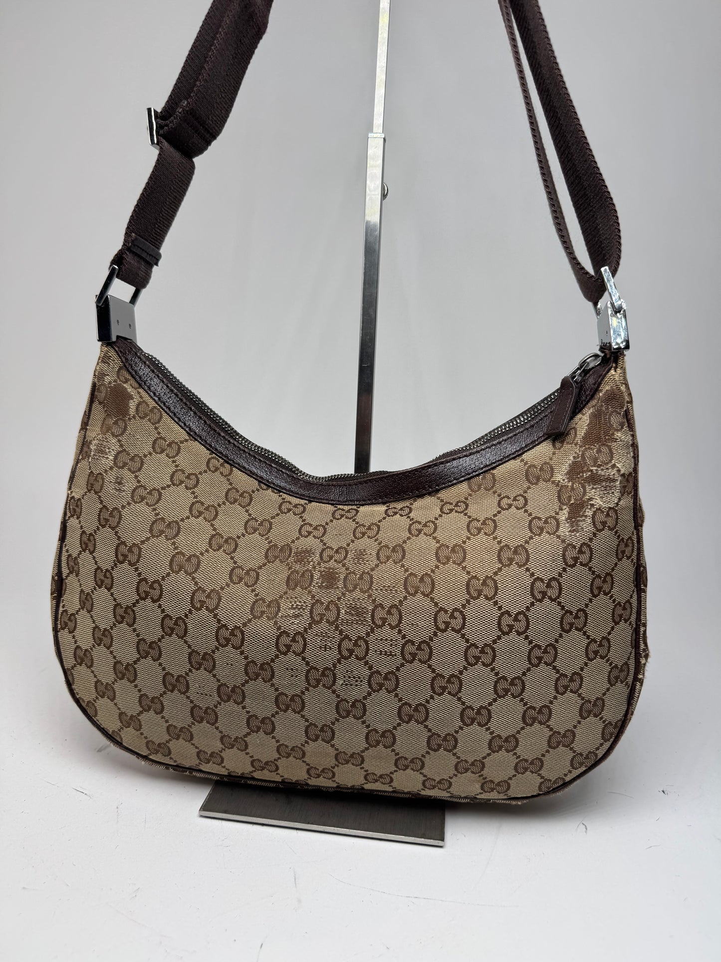 Vintage Gucci Monogram Canvas Croissant Crossbody 2Way Bag beige brown