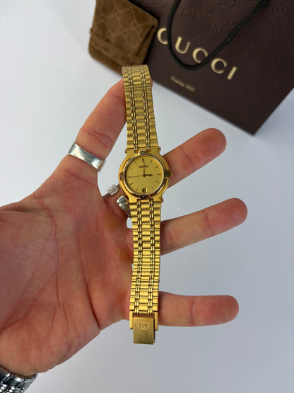 Vintage Gucci Gold-Tone Stainless Steel Bracelet Watch Beige Dial