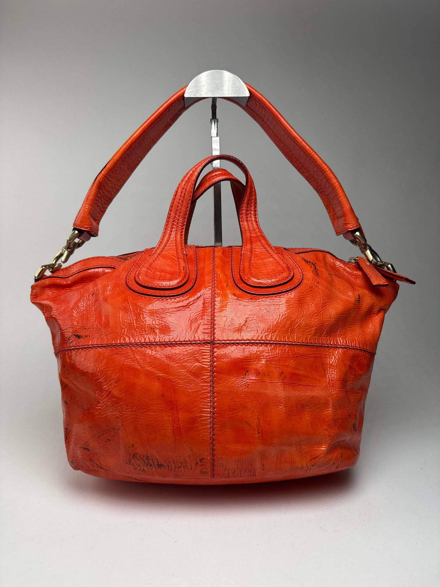Sac vintage Givenchy Nightingale en cuir verni à deux voies Orange