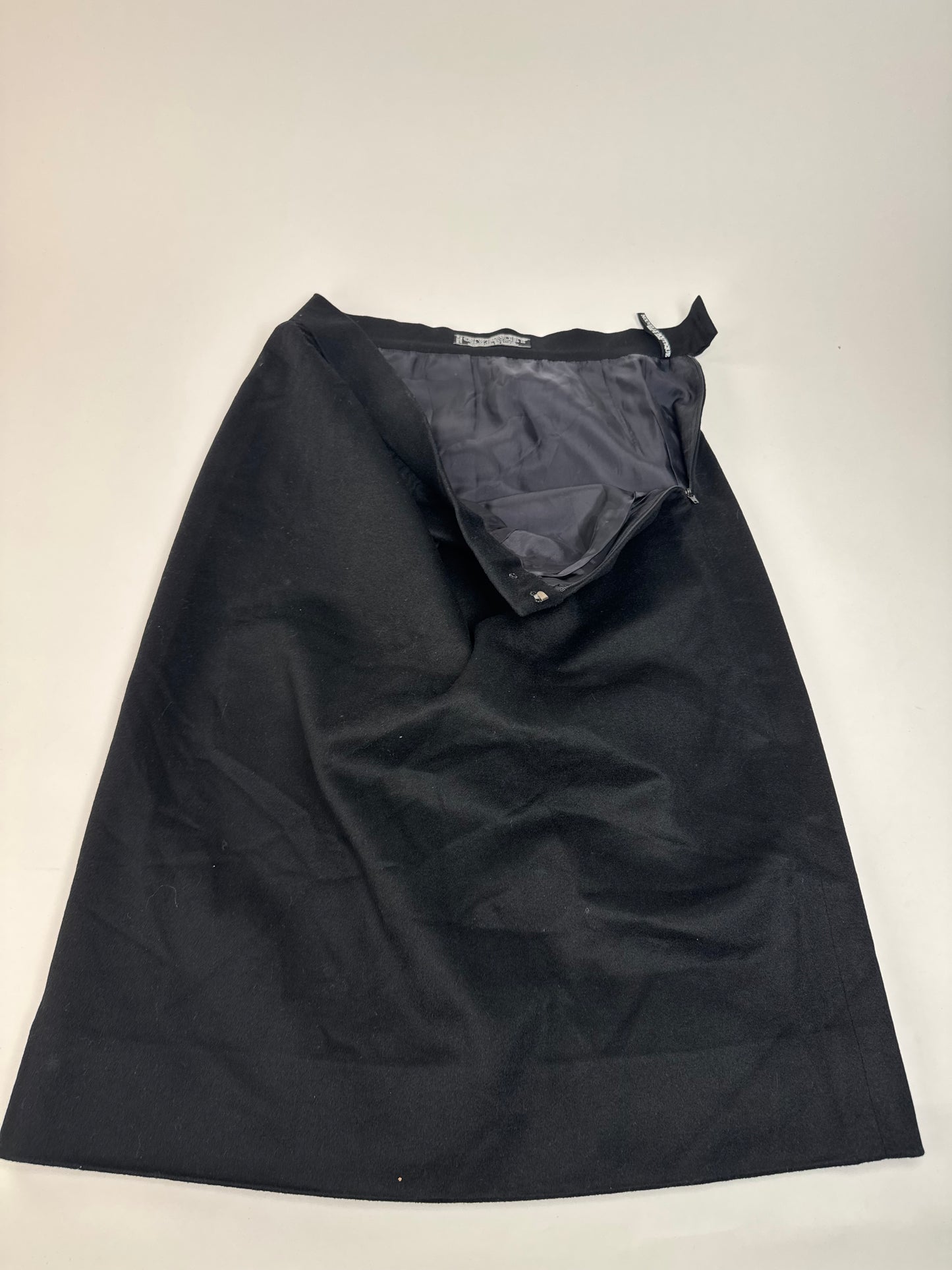 Vintage Guvenchy Skirt Black M