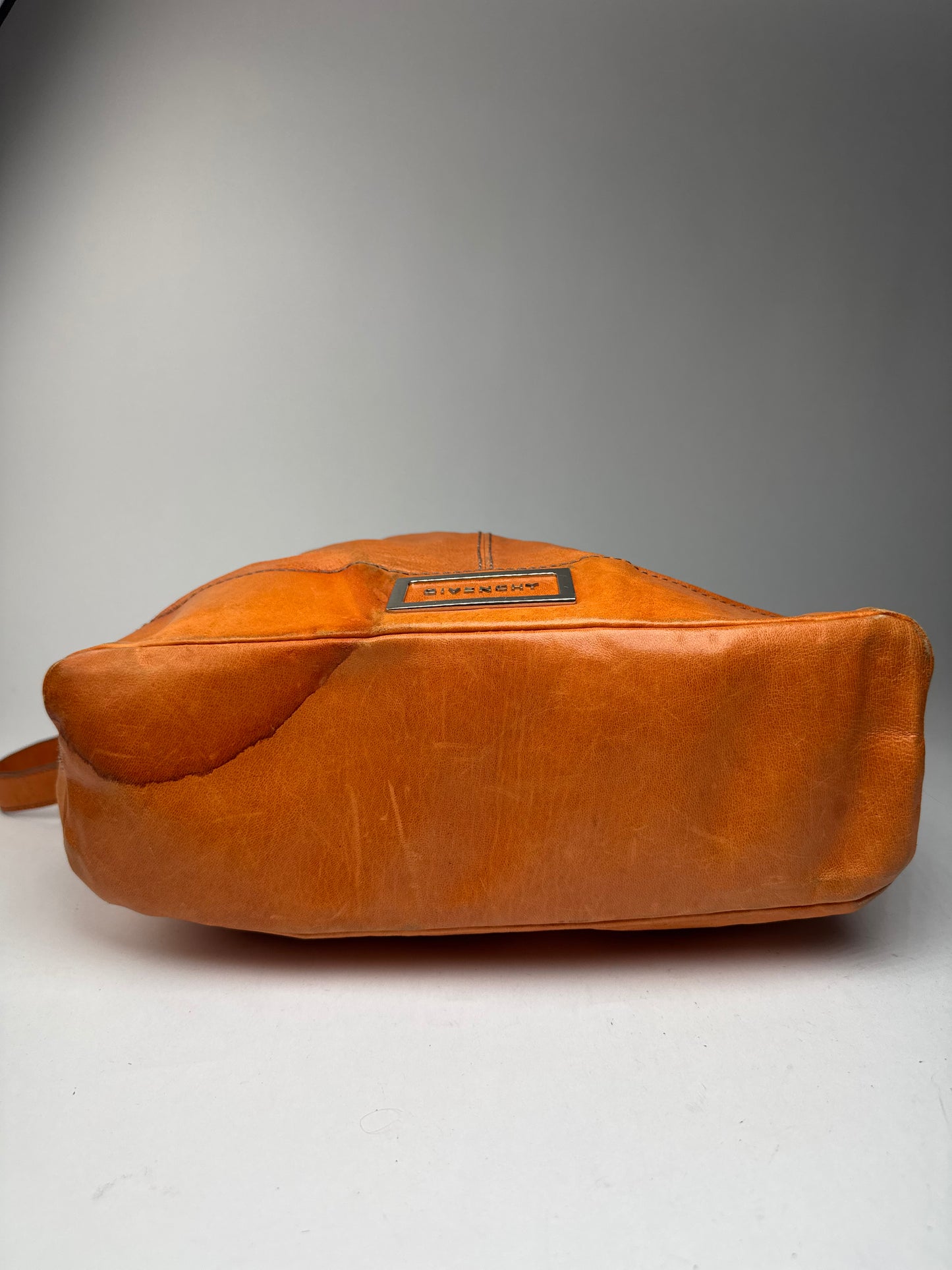 Sac vintage en cuir Givenchy à 2 voies Orange