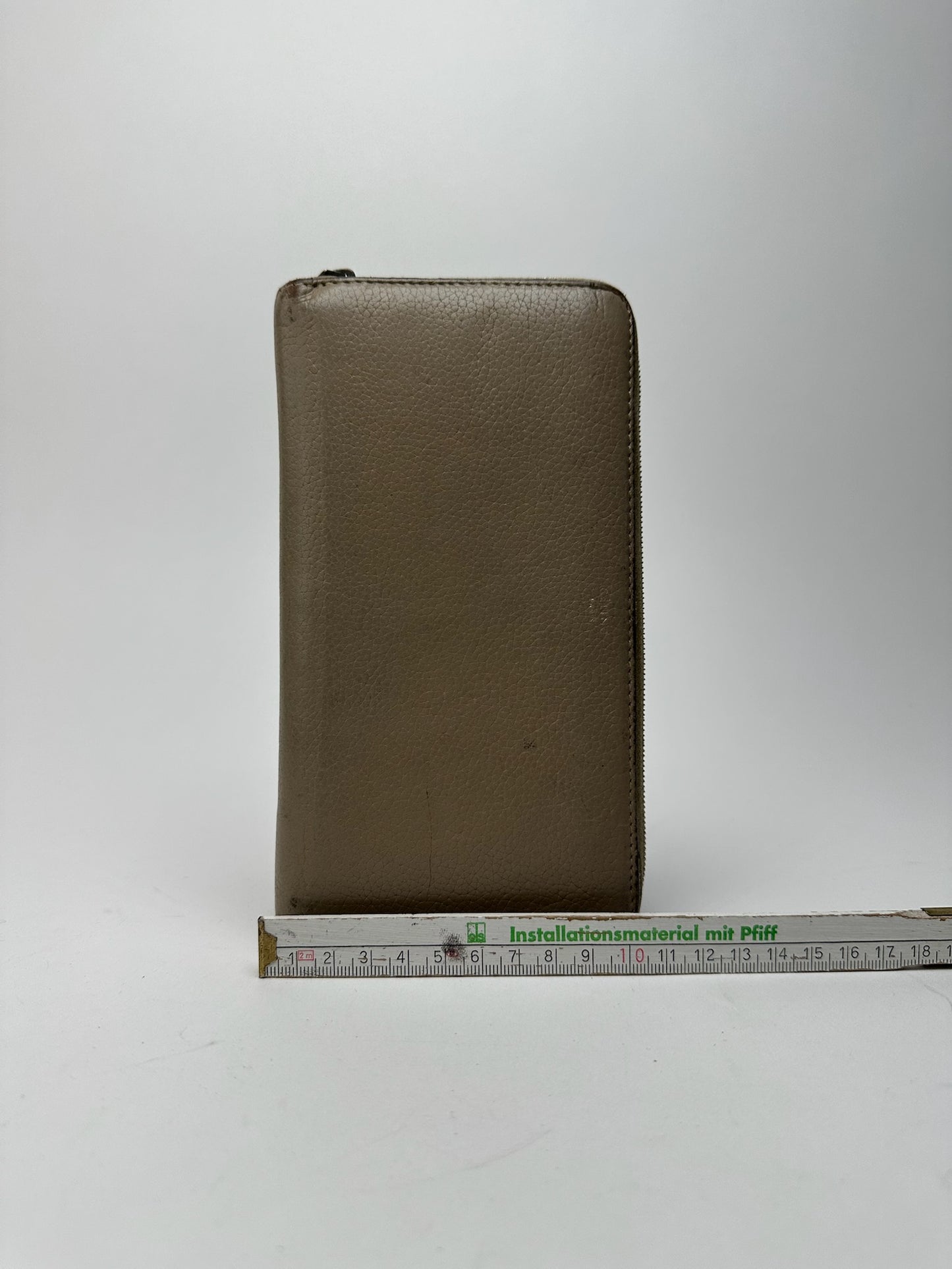 Vintage Celine Paris Zippy wallet beige