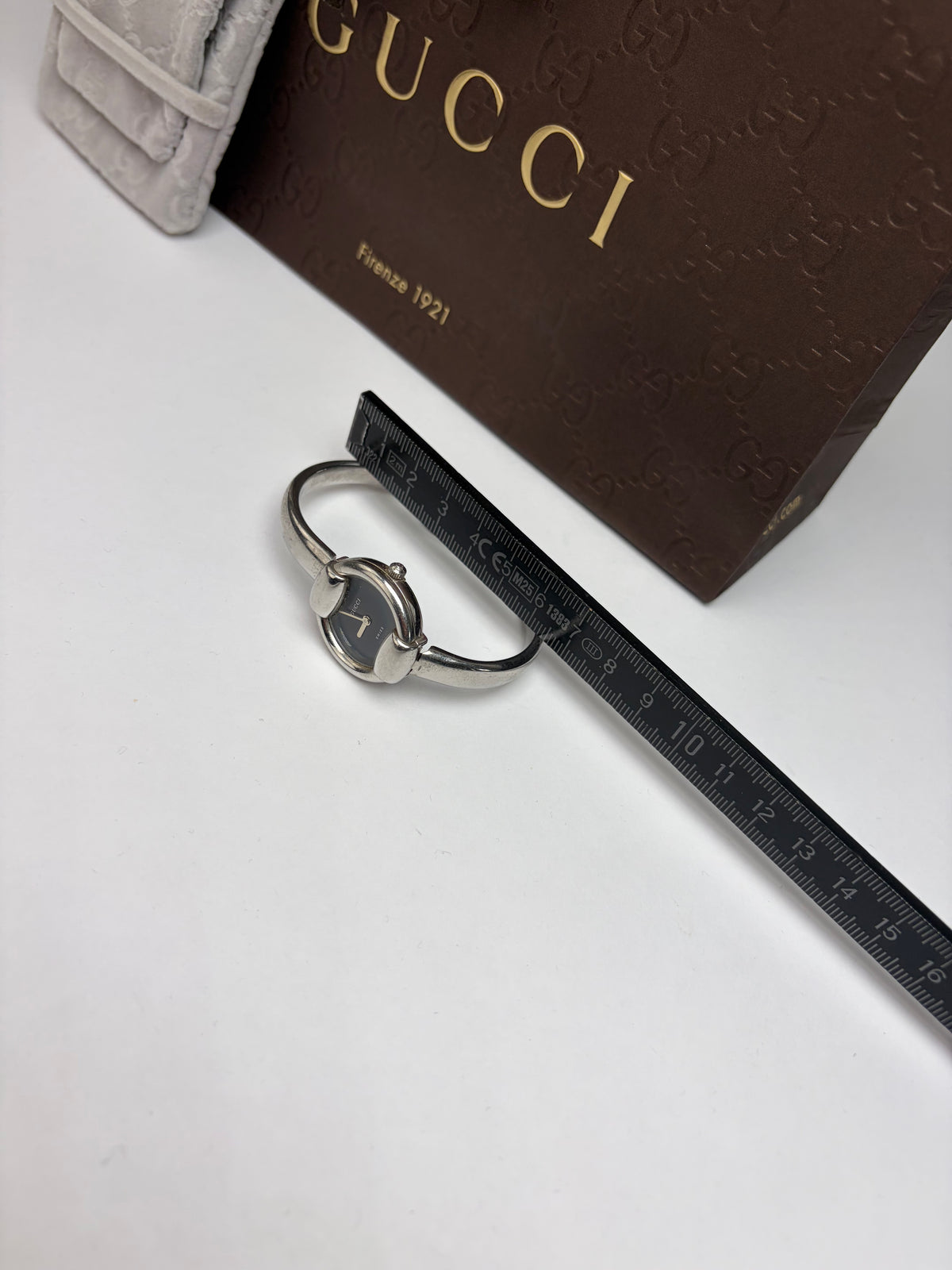 Vintage Gucci Timeless Stainless Steel Bracelet Watch Black Silver