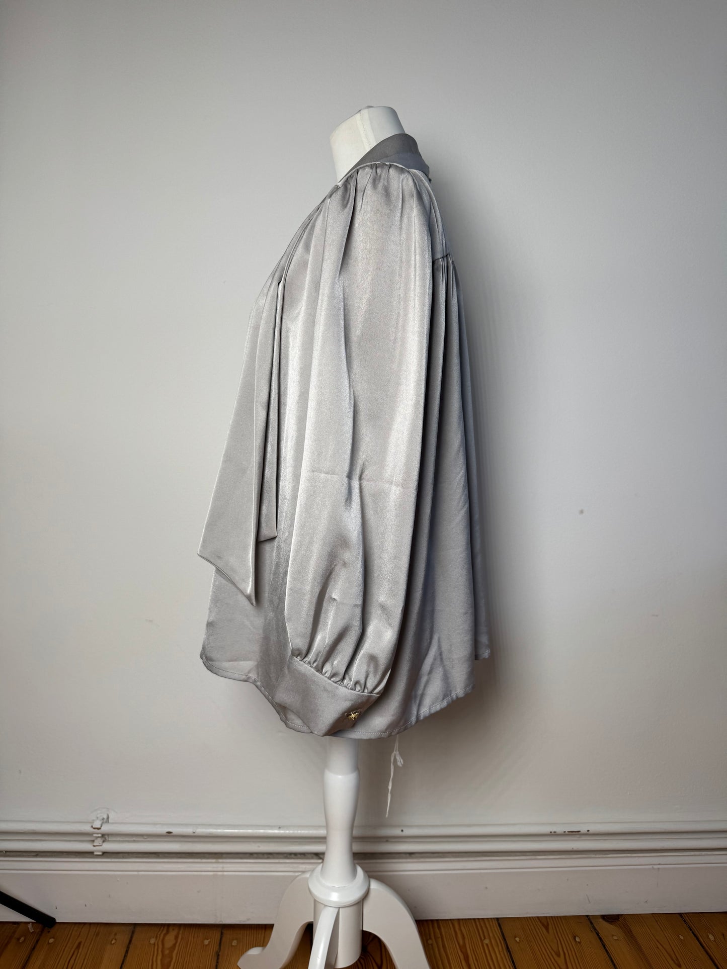 Vintage Yves Saint Laurent Silk Blouse silver 38/M