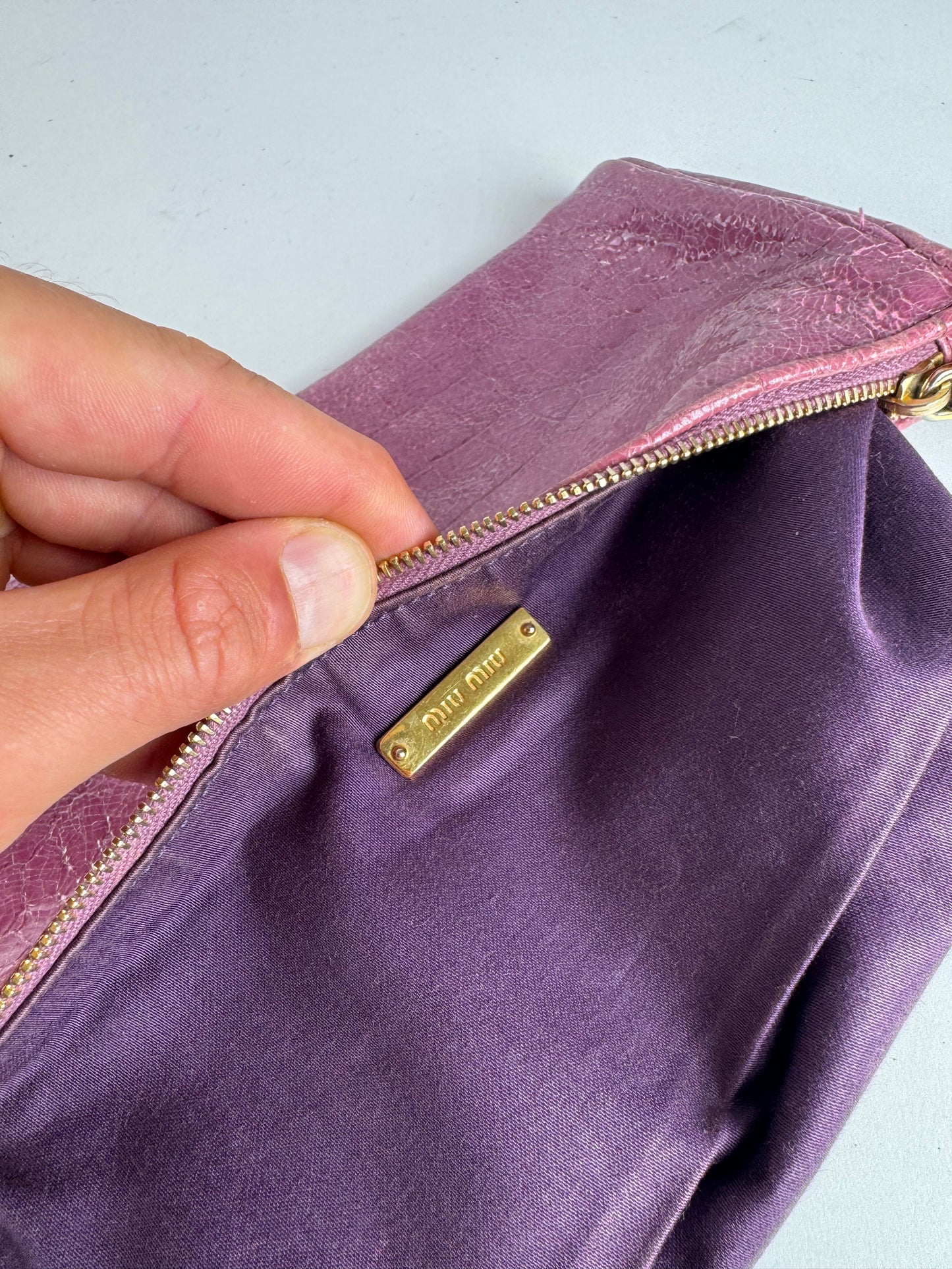 Pochette vintage en cuir Miu Miu violette