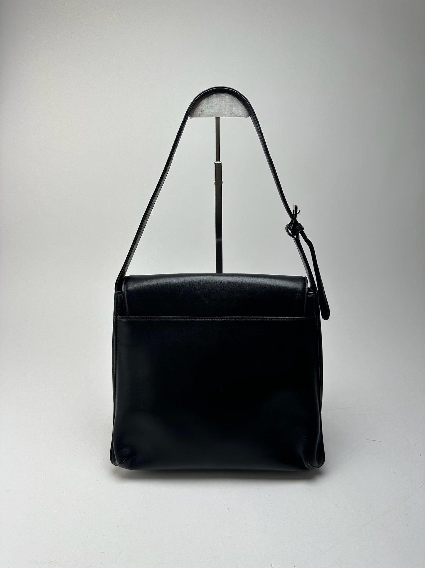 Sac vintage en cuir noir Givenchy