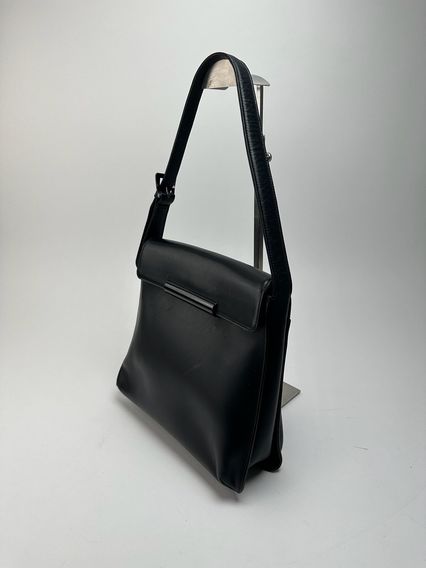 Sac vintage en cuir noir Givenchy