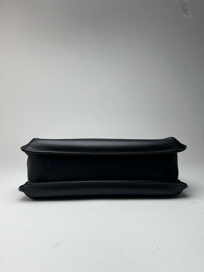 Sac vintage en cuir noir Givenchy