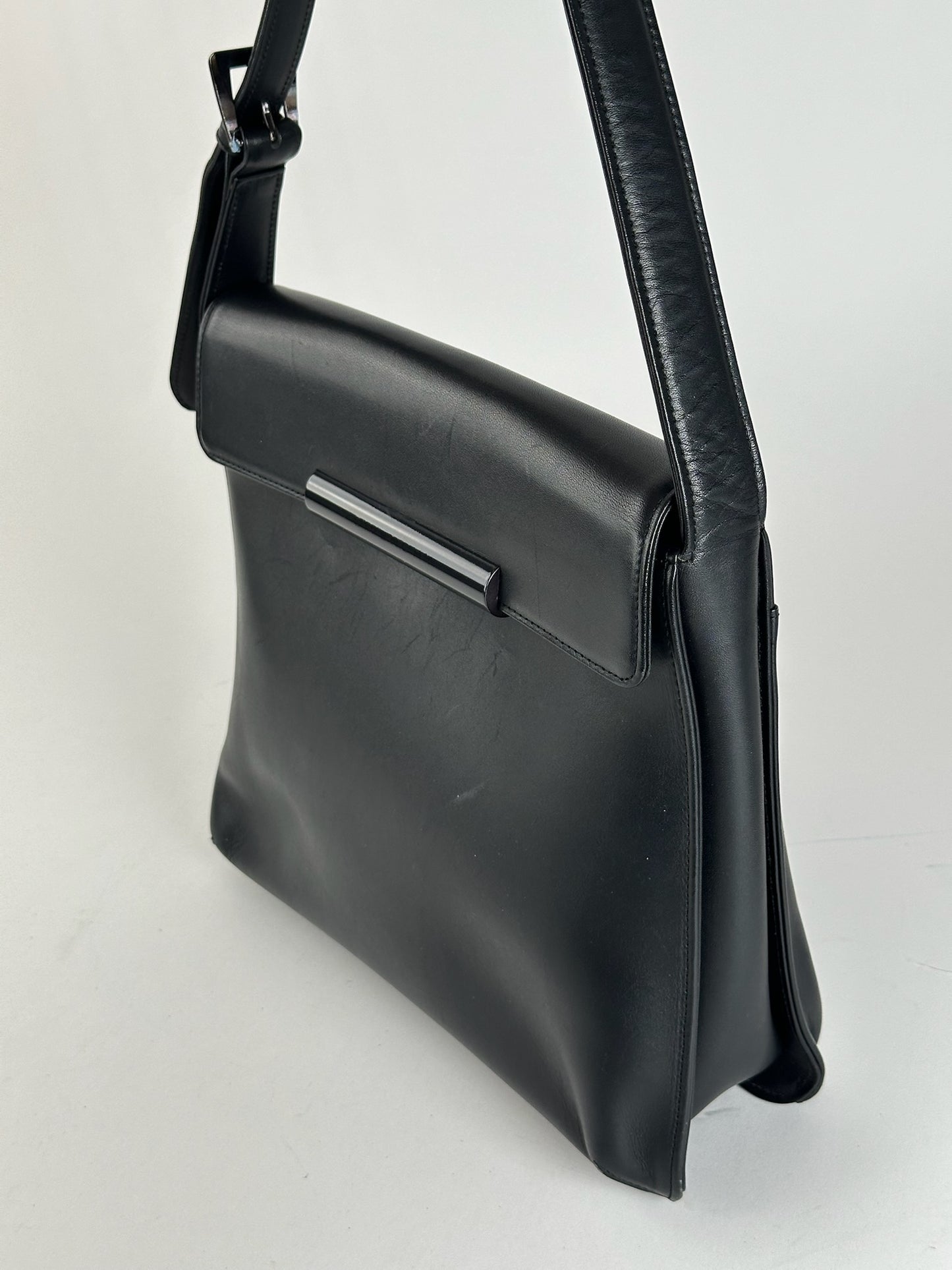Sac vintage en cuir noir Givenchy