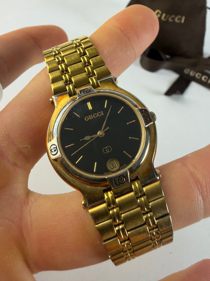 Vintage Gucci Gold-Tone Bracelet Watch Black Dial Late 1980s