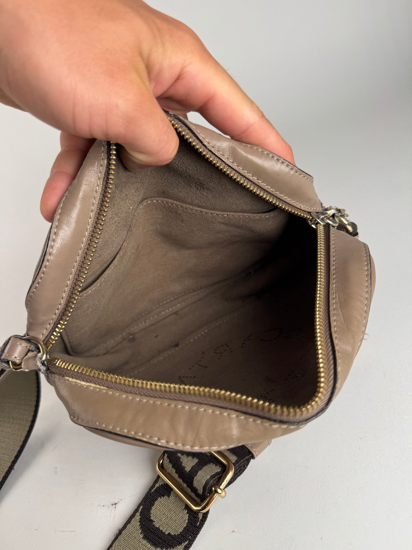 Sac vintage Stella Mc Cartney en cuir végétalien avec logo beige marron