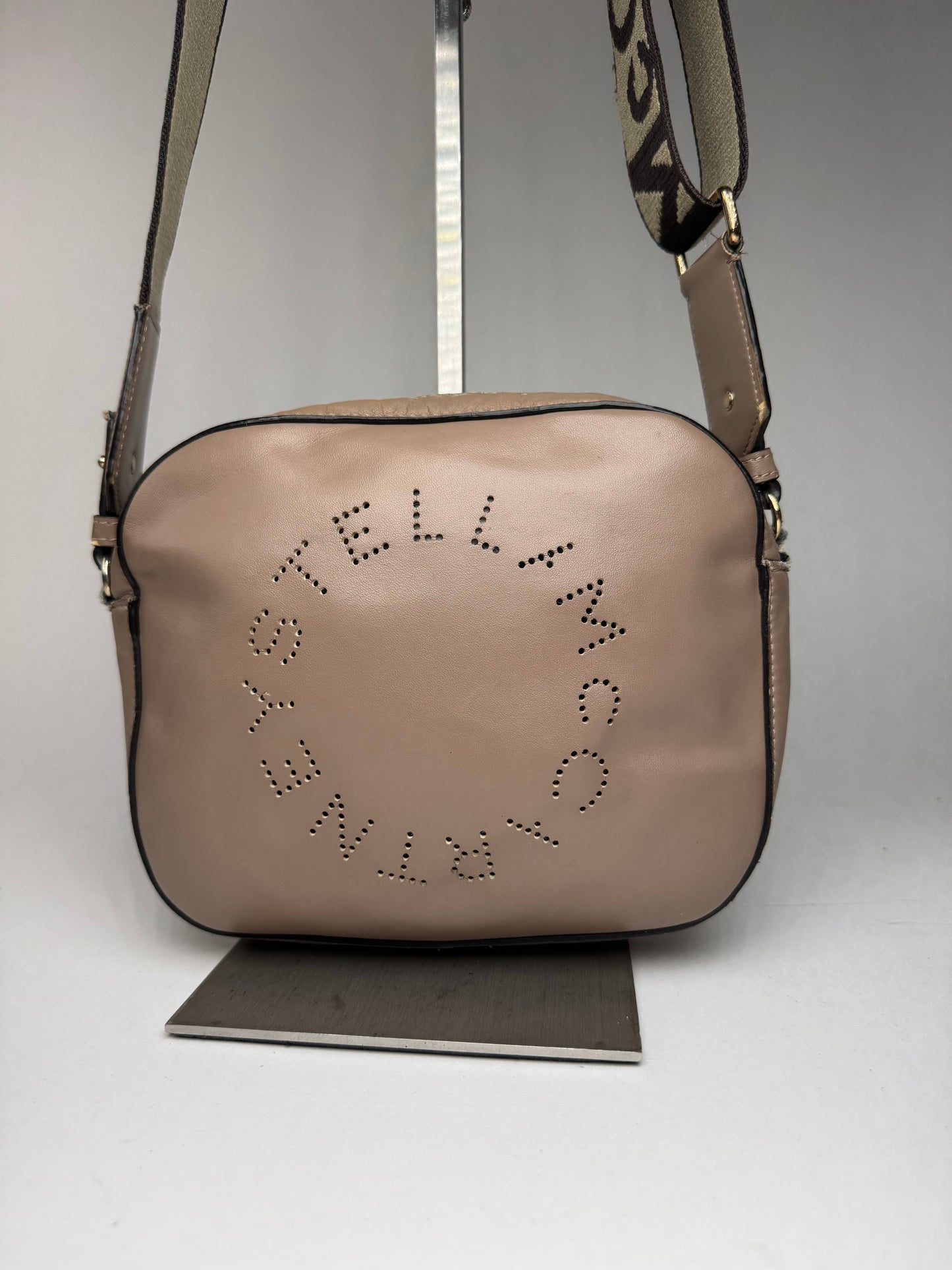 Sac vintage Stella Mc Cartney en cuir végétalien avec logo beige marron
