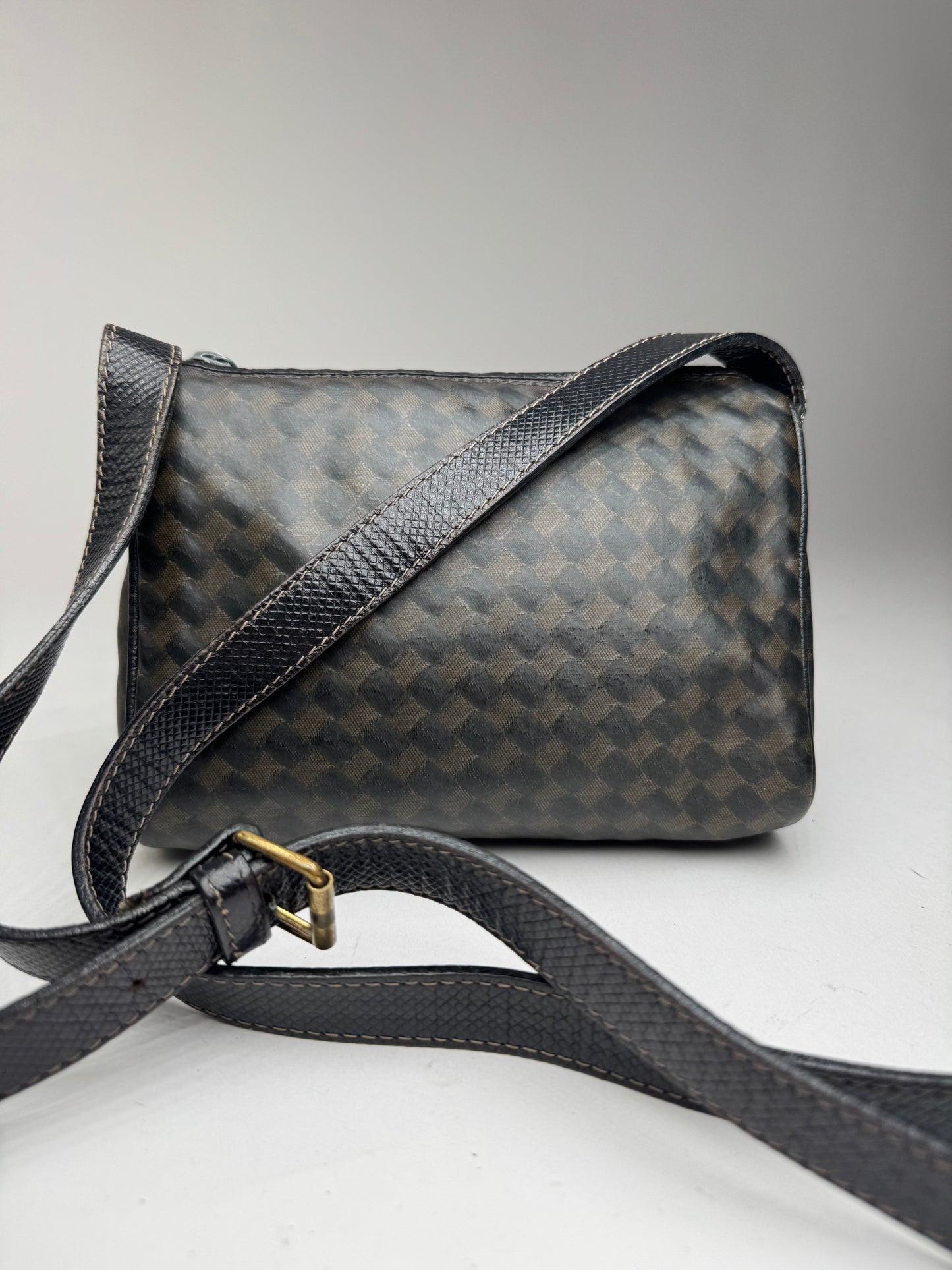 Sac vintage en cuir Bottega Veneta marron noir