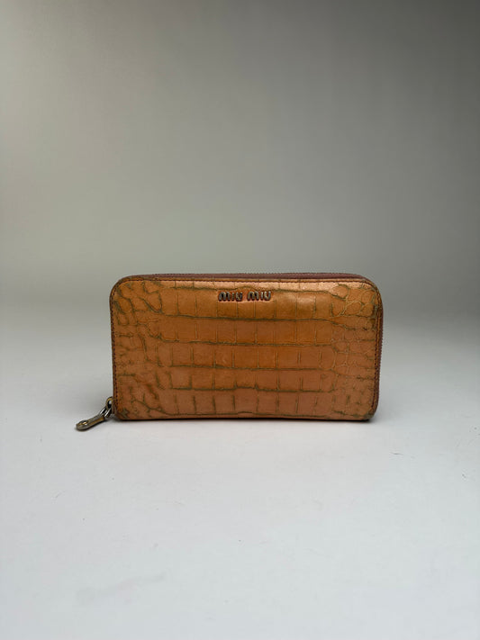 Vintage Miu Miu Crocodile-Effect Zipped Wallet c. Late 2000s Tan Red