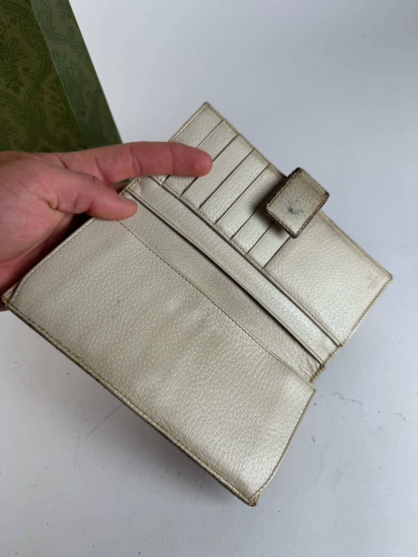 Vintage Gucci Monogram Leather monogram wallet beige white