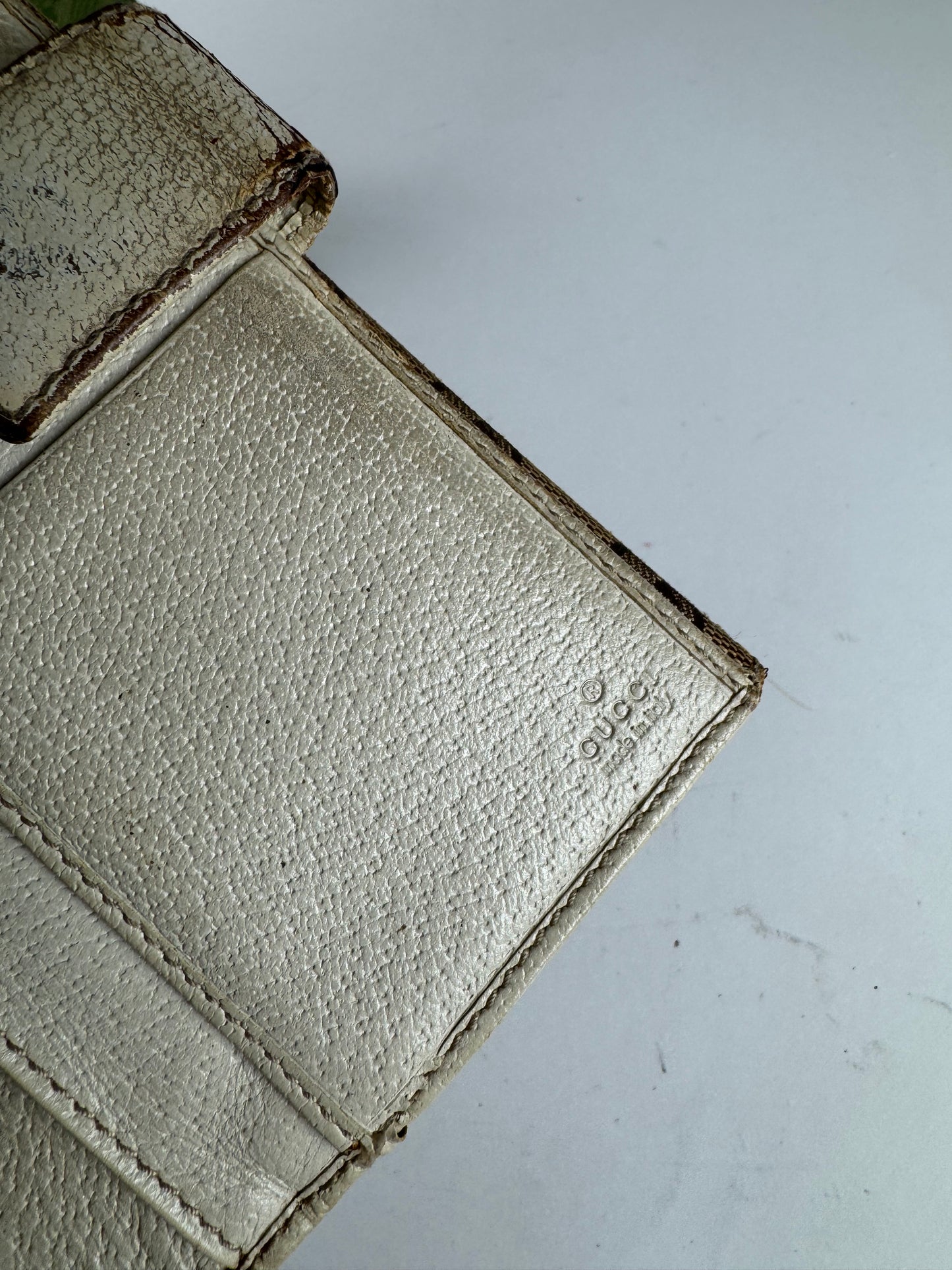 Vintage Gucci Monogram Leather monogram wallet beige white