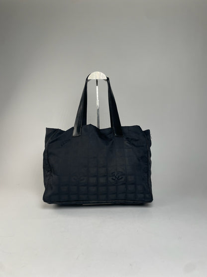 Vintage Chanel New Travel Line Tote bag Black