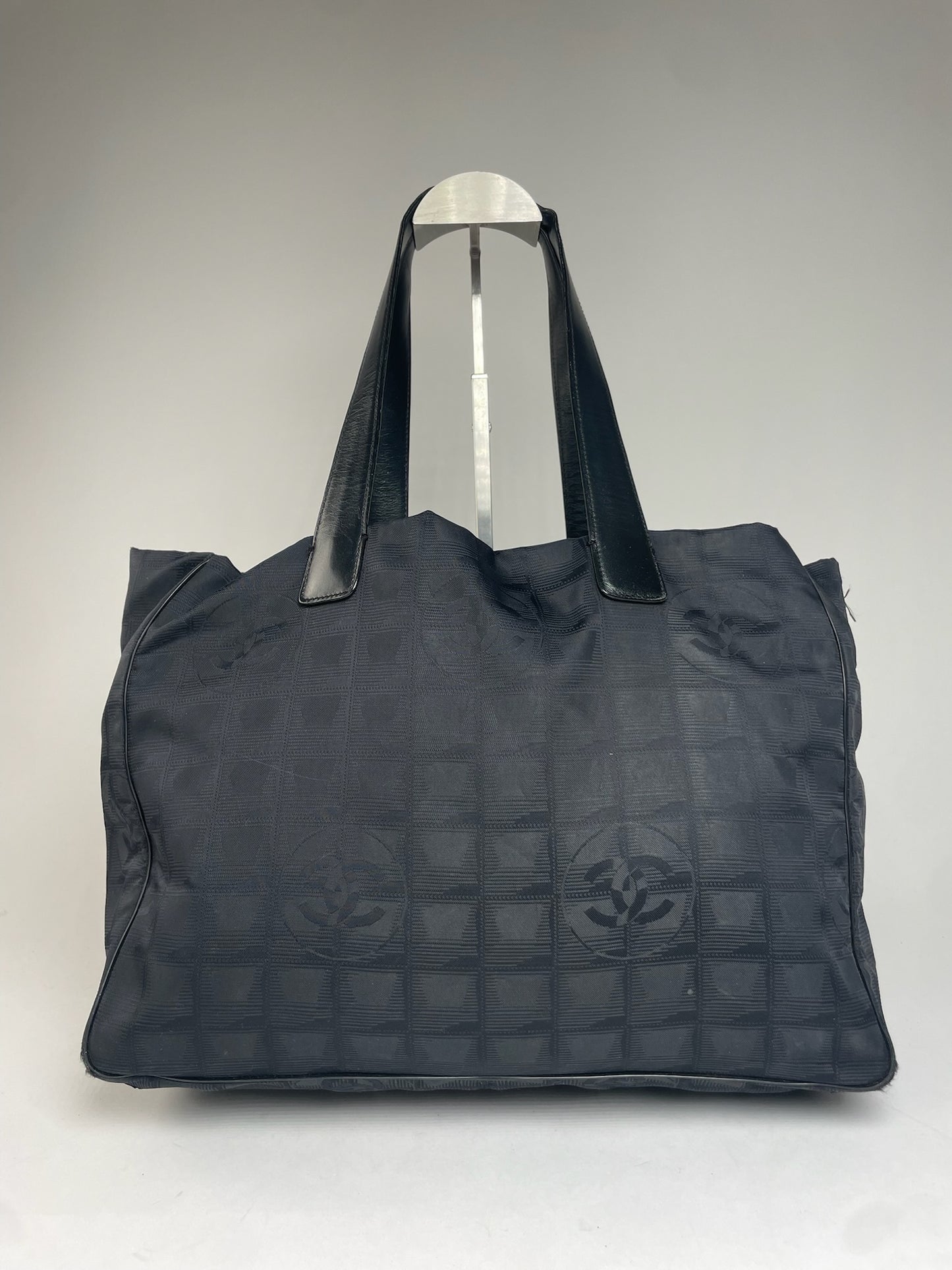 Vintage Chanel New Travel Line Tote bag Black