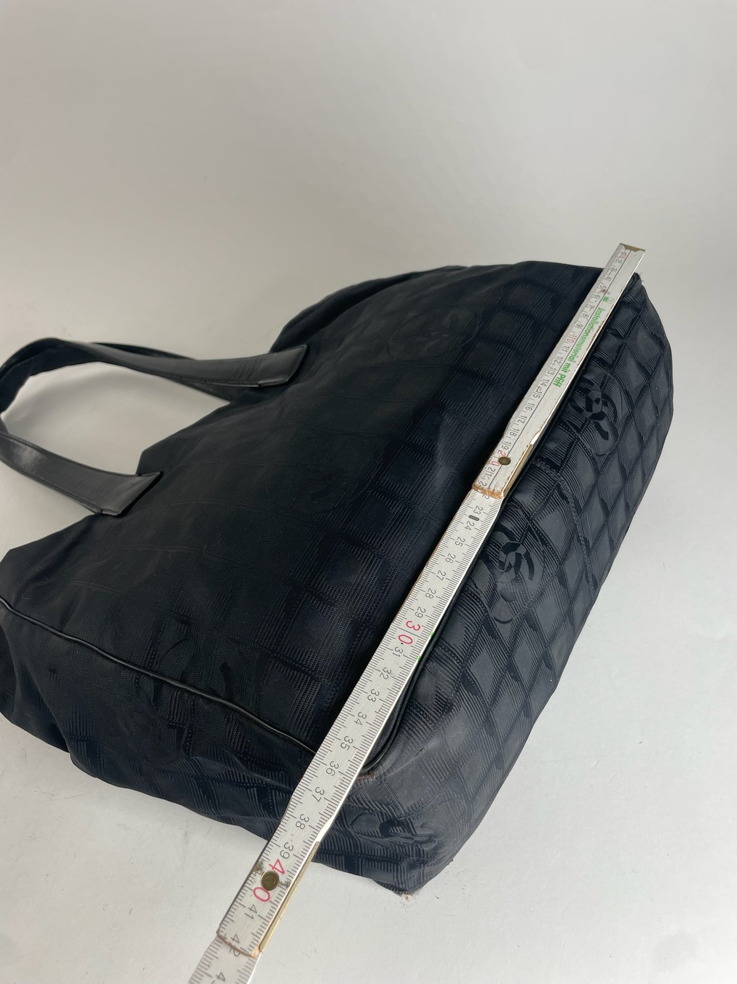 Vintage Chanel New Travel Line Tote bag Black