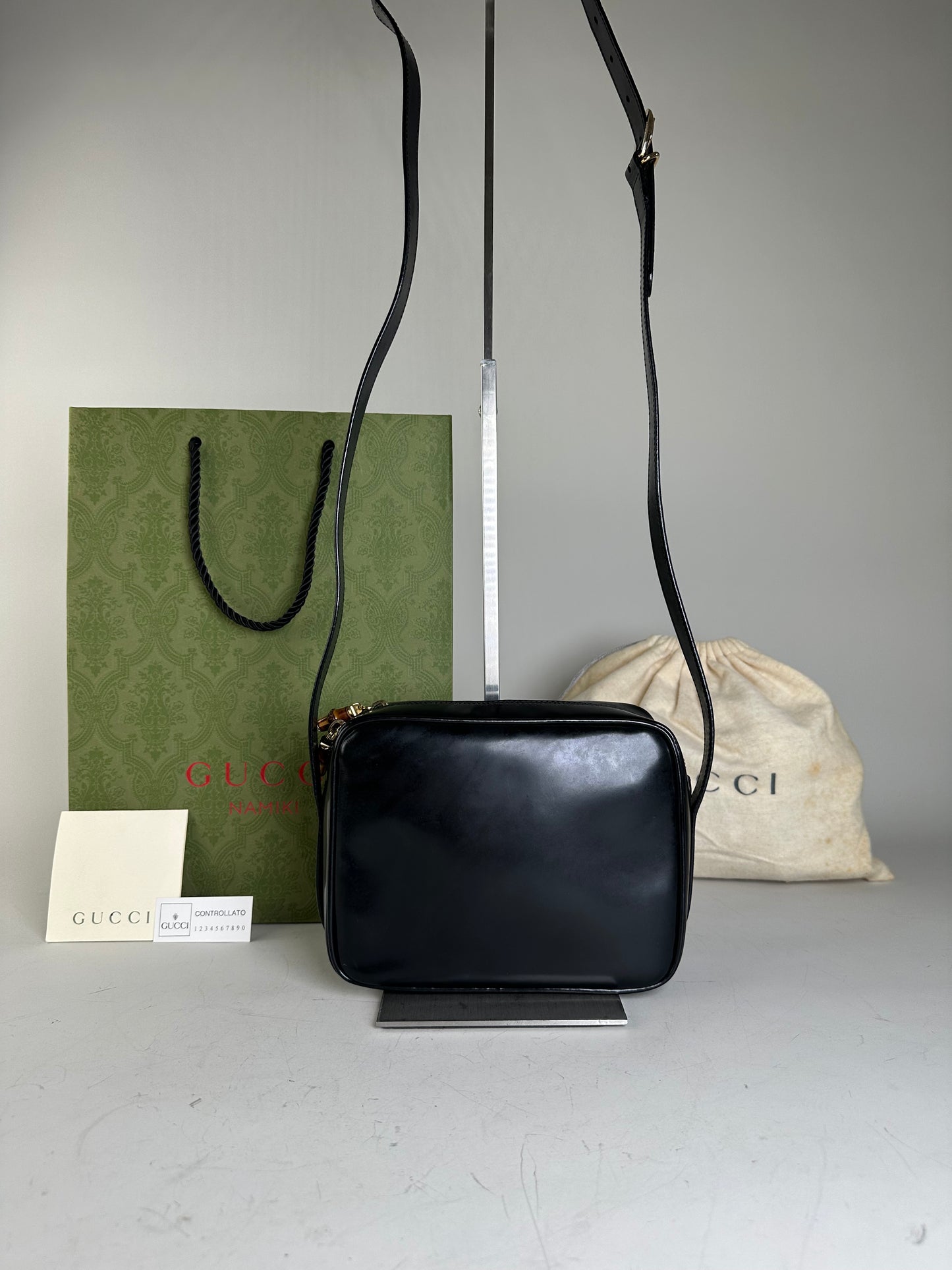 Vintage Gucci Leather Crossbody Bag Black Gold
