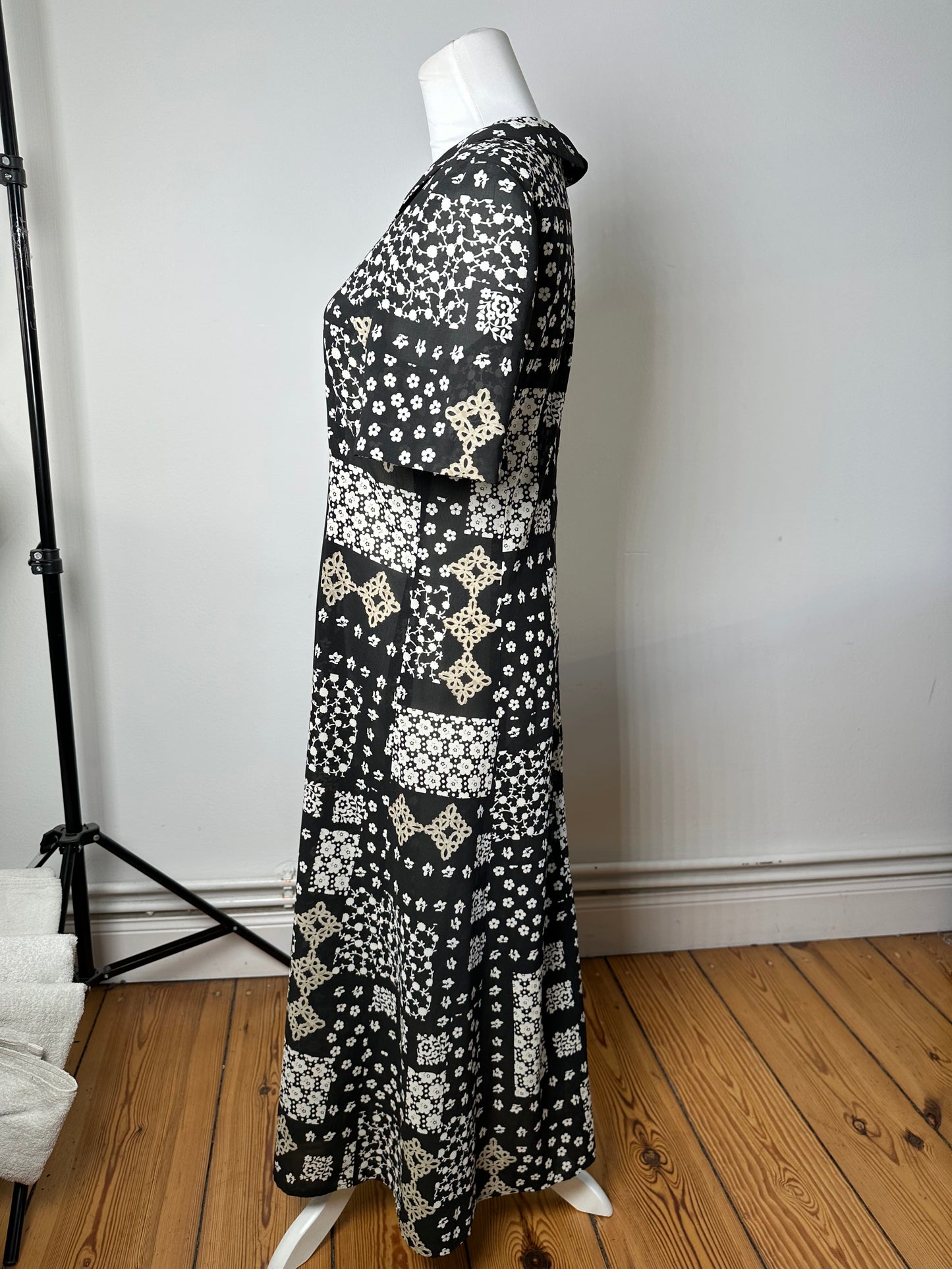 Vintage Chloe Silk Blend Floral Dress Black Cream