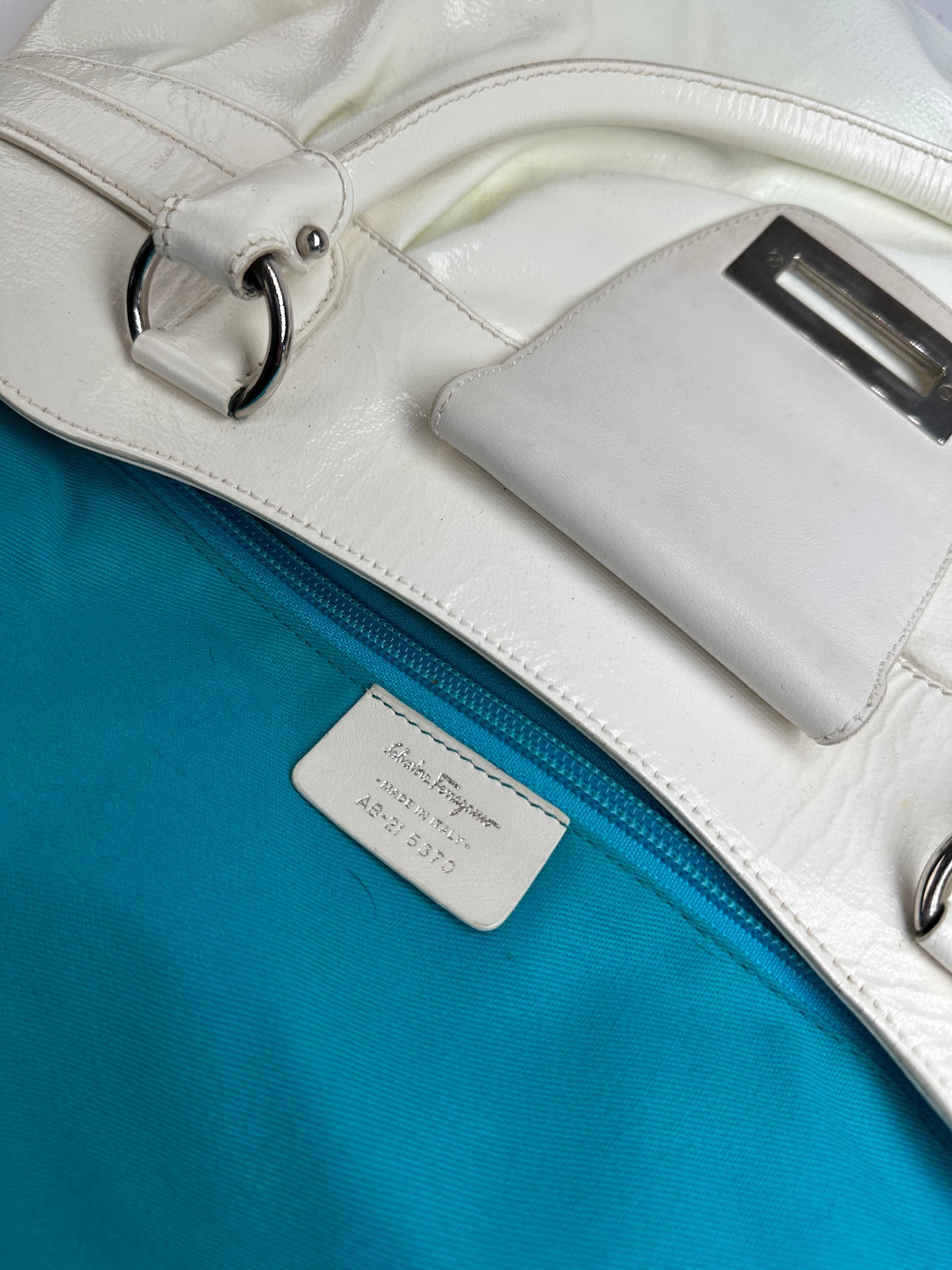 Vintage Ferragamo Grained Leather Shoulder Bag White Silver