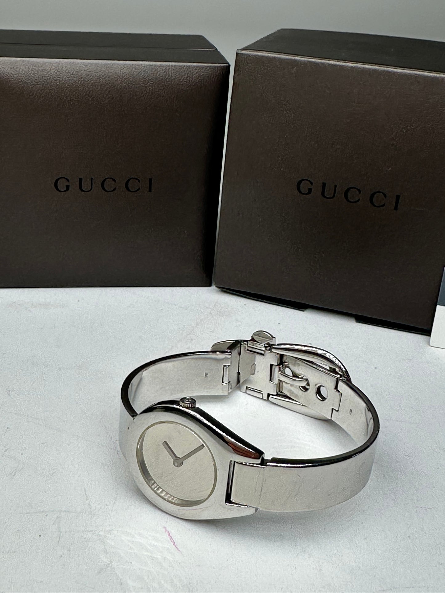 Vintage Gucci Steel Quartz Watch Silver