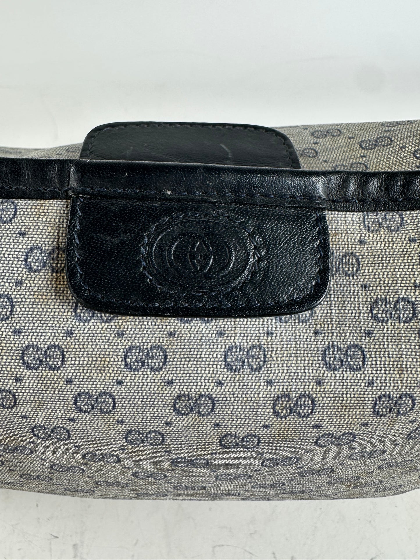 Vintage Gucci GG Supreme Cosmetic Bag Grey Navy