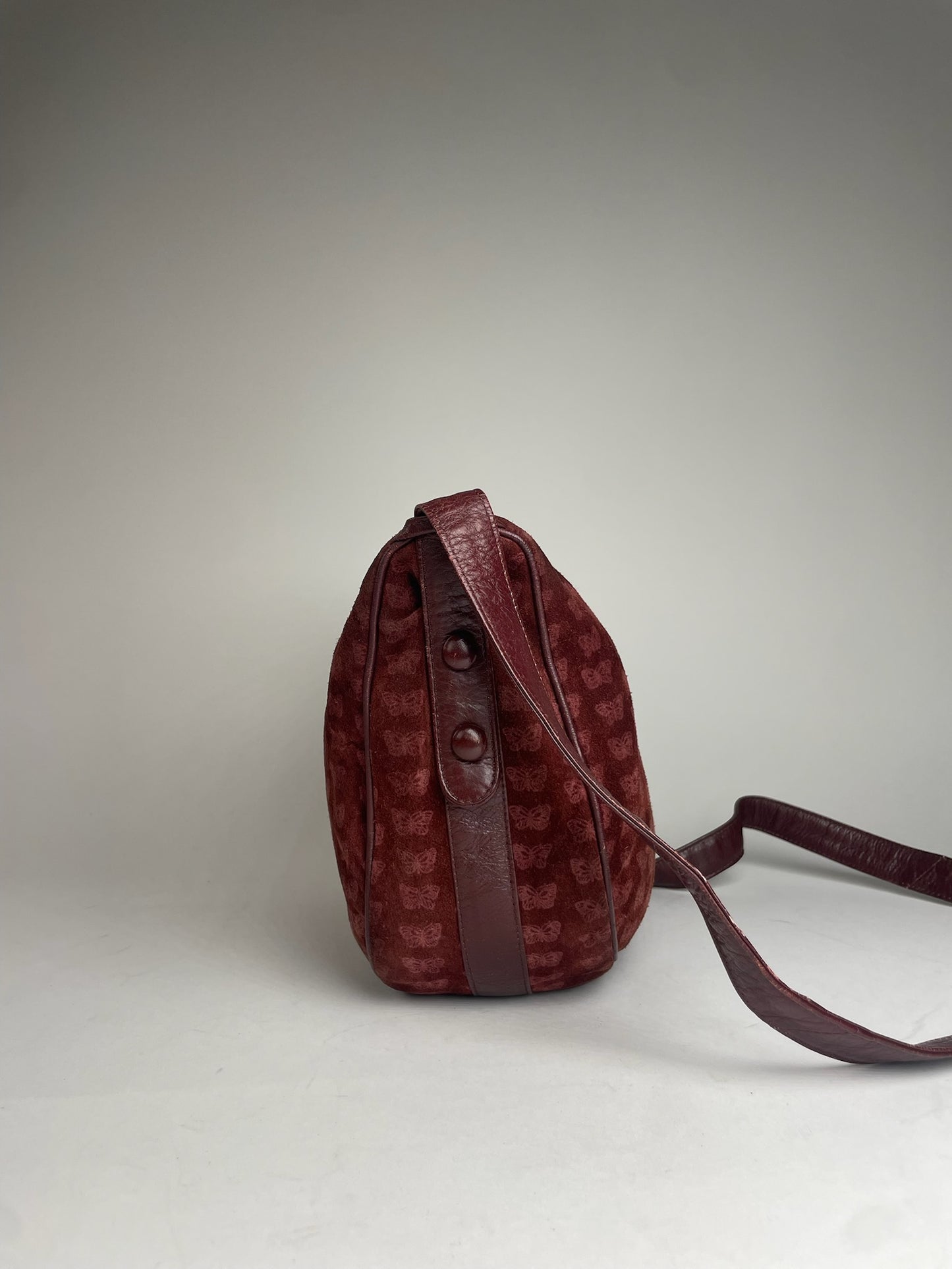 Vintage Bottega Veneta Butterfly Monogram Suede Shoulder Bag Red