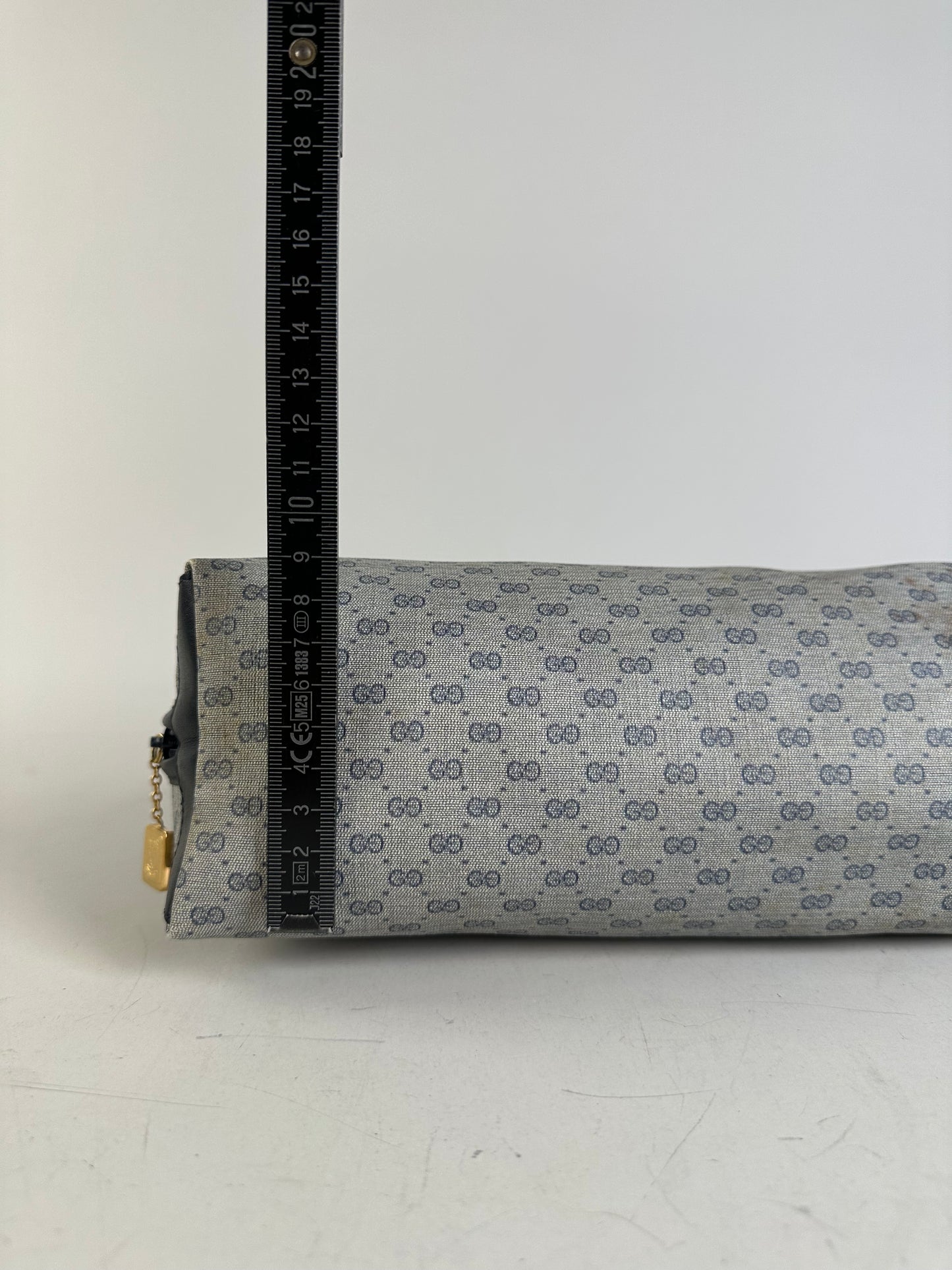 Vintage Gucci GG Supreme Cosmetic Bag Grey Navy