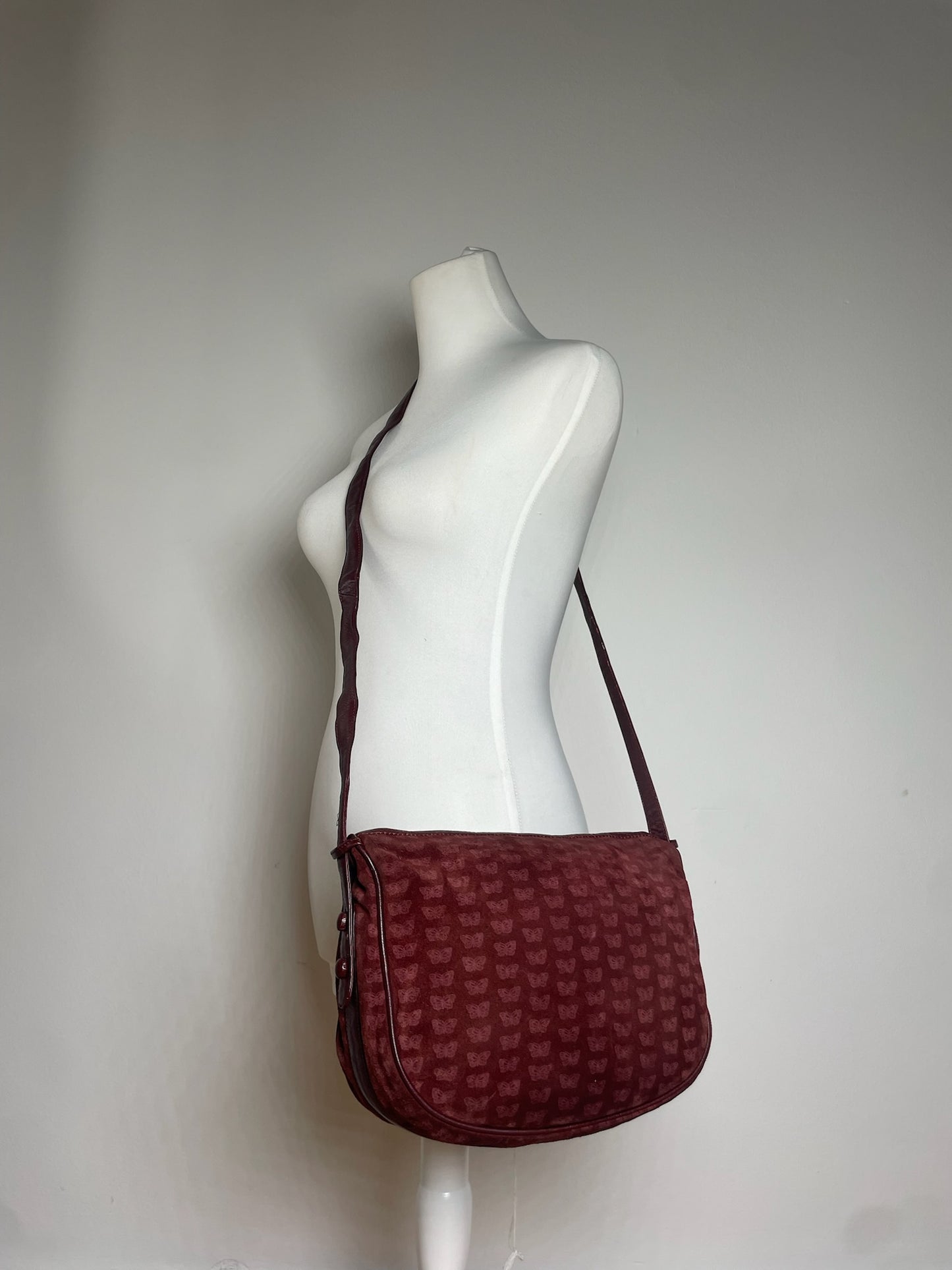 Vintage Bottega Veneta Butterfly Monogram Suede Shoulder Bag Red