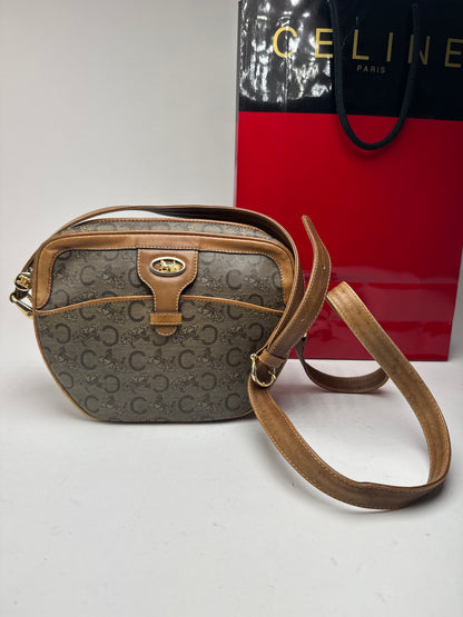 Sac Triomphe vintage en cuir verni Macadam monogramme Céline Paris