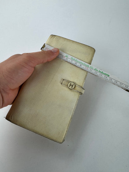 Vintage Chanel Leather Wallet White