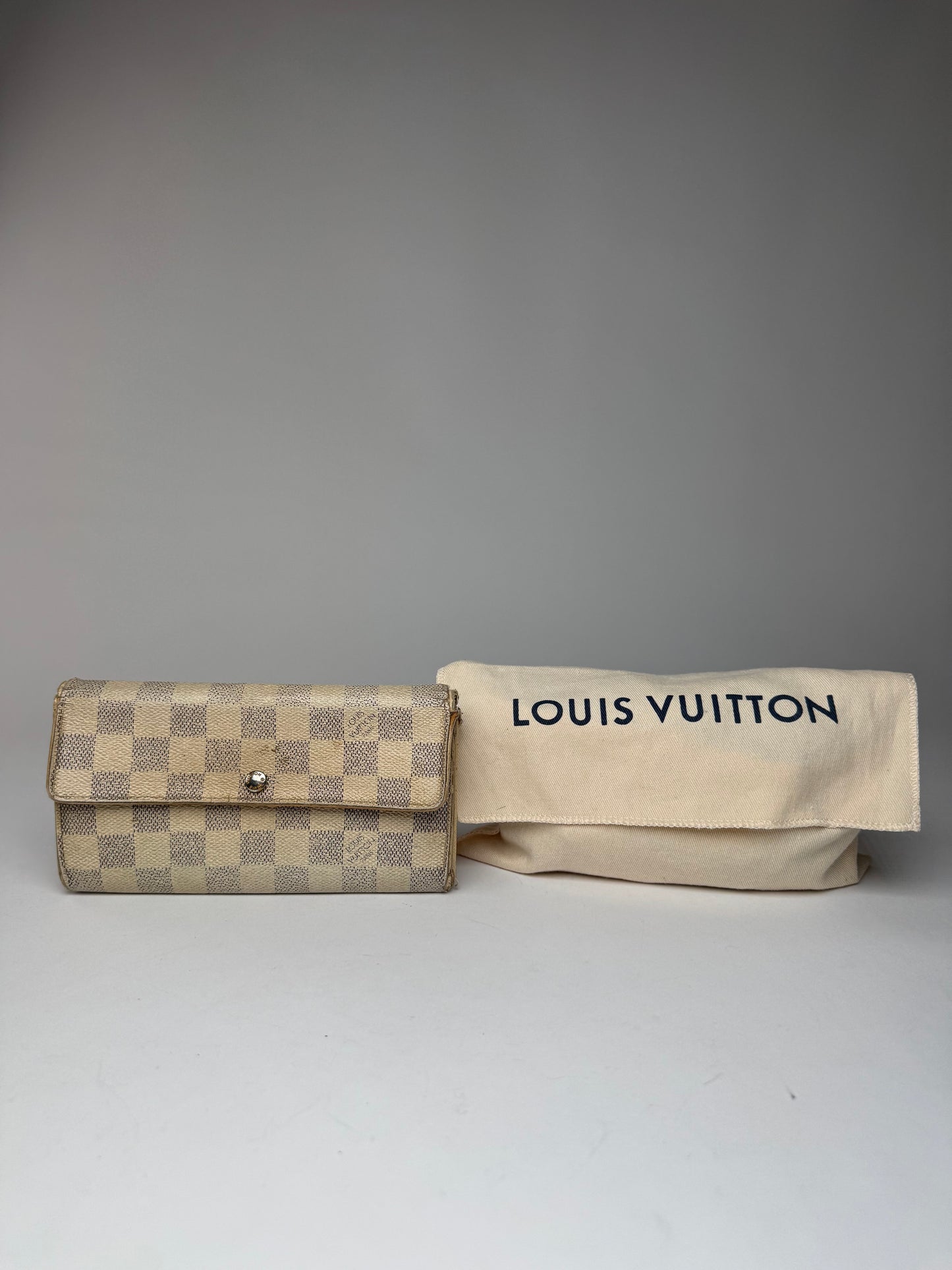Vintage Louis Vuitton Damier Monogram Leather wallet white grey