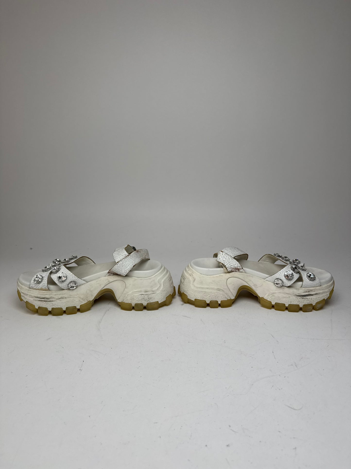 Vintage Miu Miu Leather Sandals / Sneaker White 37