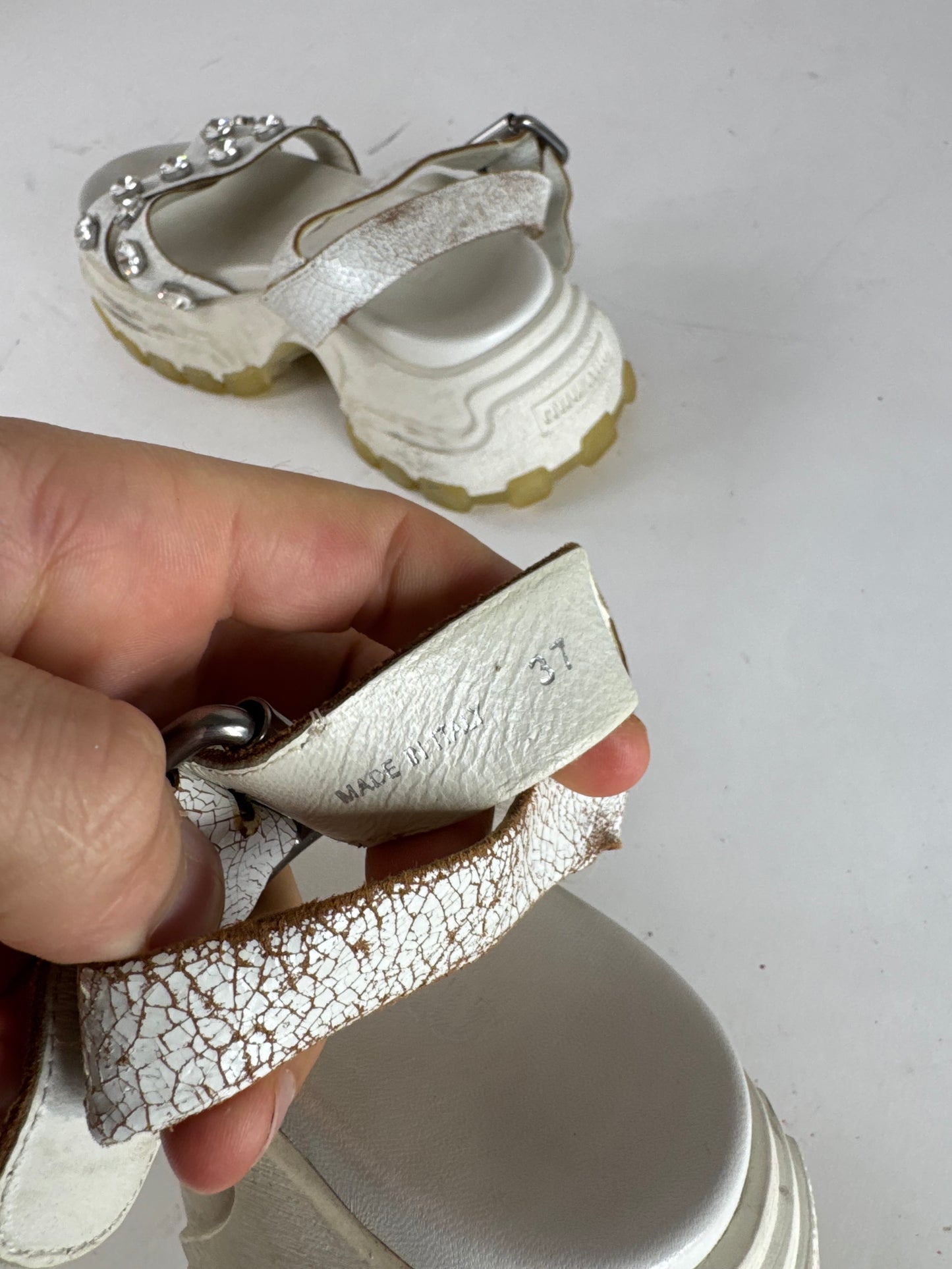 Vintage Miu Miu Leather Sandals / Sneaker White 37