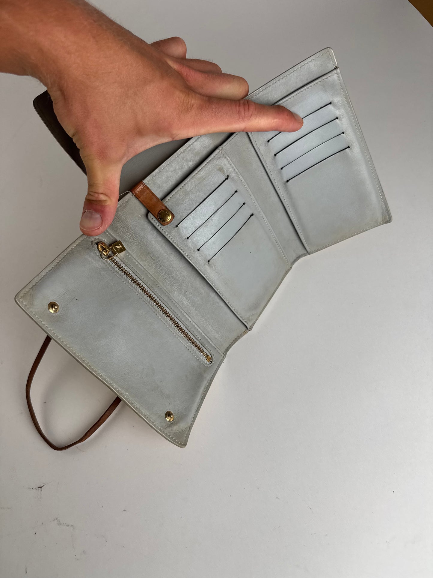 Sac vintage Louis Vuitton Vernis en cuir jaune