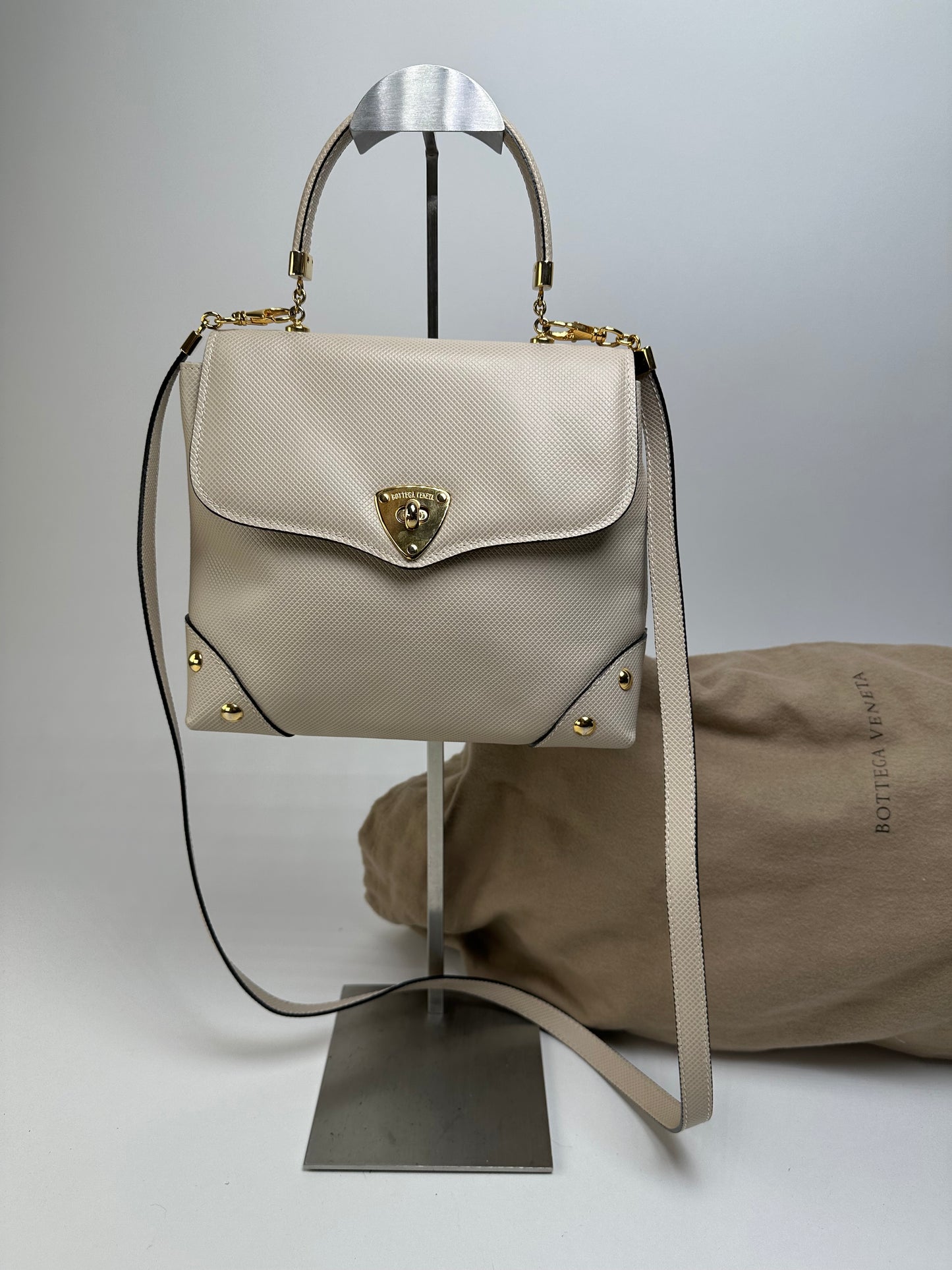 Vintage Bottega Veneta Woven Leather Shoulder Bag Cream Gold