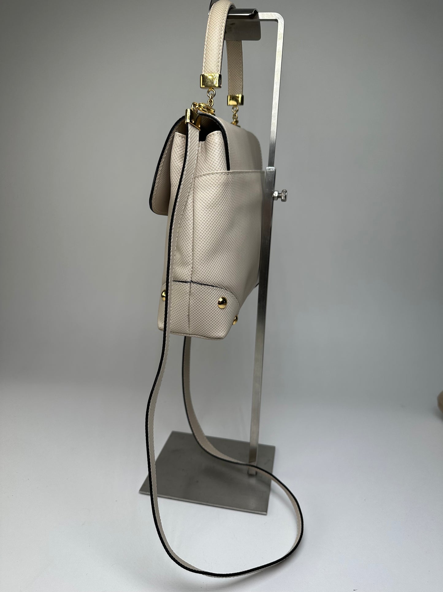 Vintage Bottega Veneta Woven Leather Shoulder Bag Cream Gold