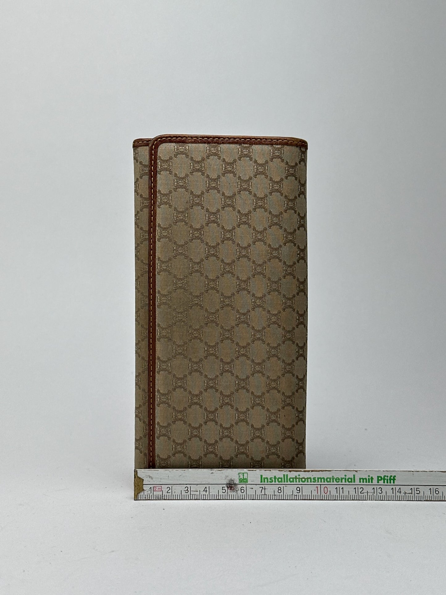 Vintage Celine Triomphe leather ID holder, card holder beige