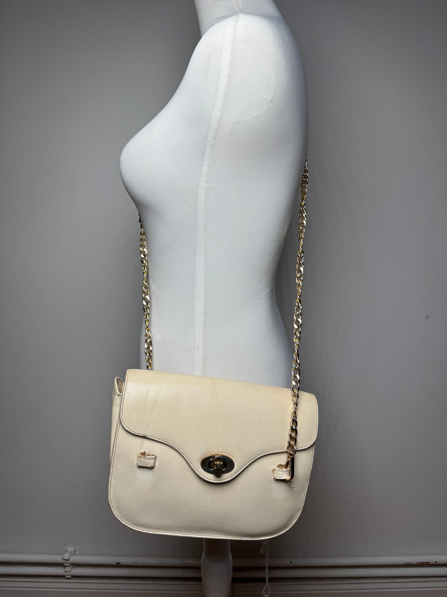 Sac vintage en cuir beige Céline Paris