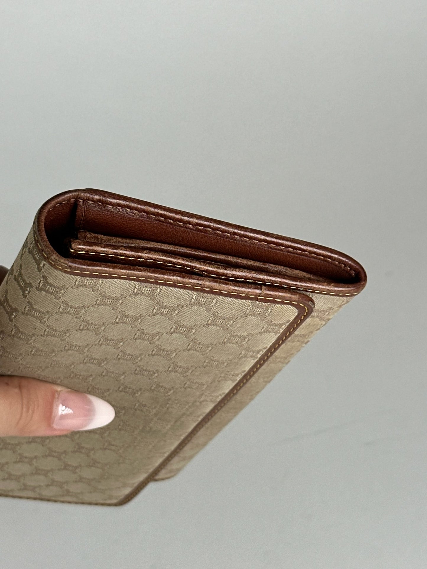 Vintage Celine Triomphe leather ID holder, card holder beige