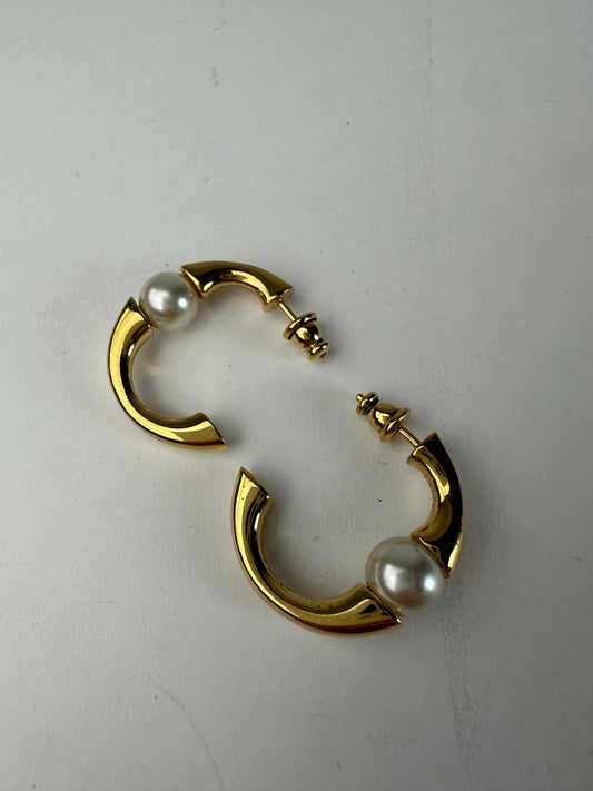 Vintage Chloe Pearl Accent Stud Earrings Gold-Tone France