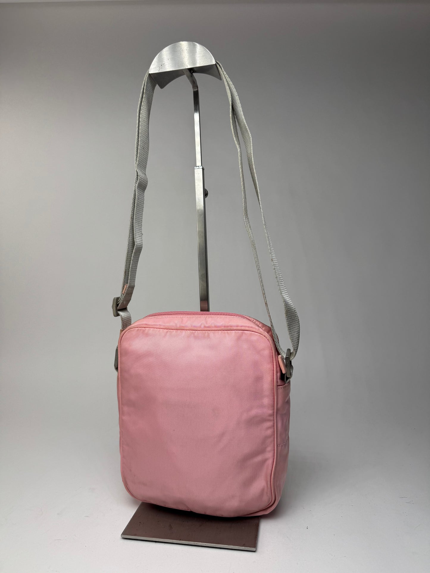 Sac Prada Sport vintage à 2 voies en polyester rose