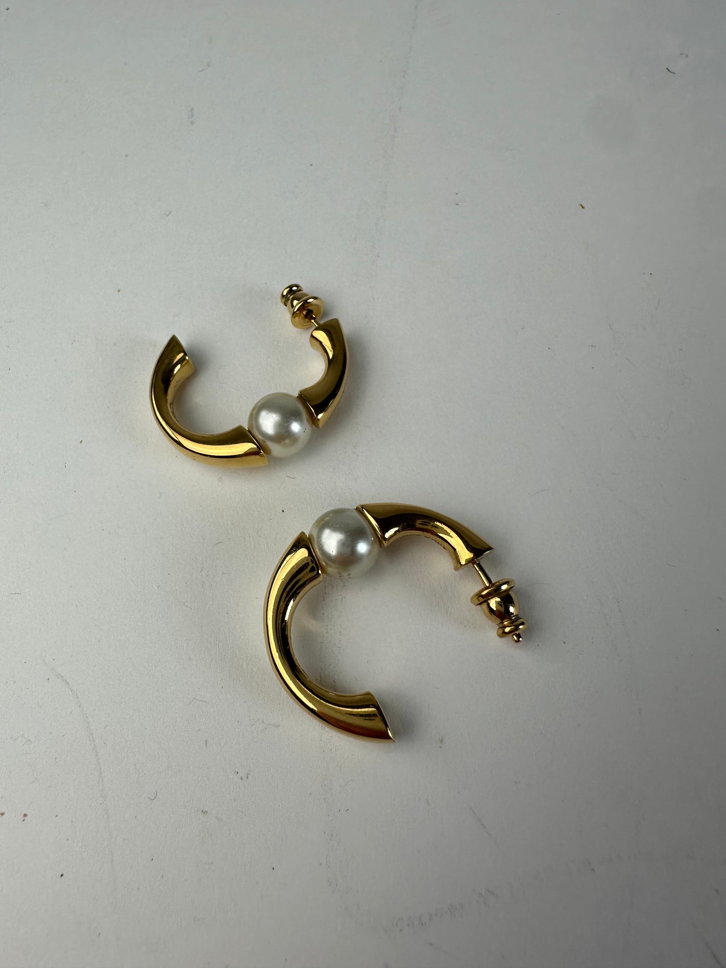 Vintage Chloe Pearl Accent Stud Earrings Gold-Tone France