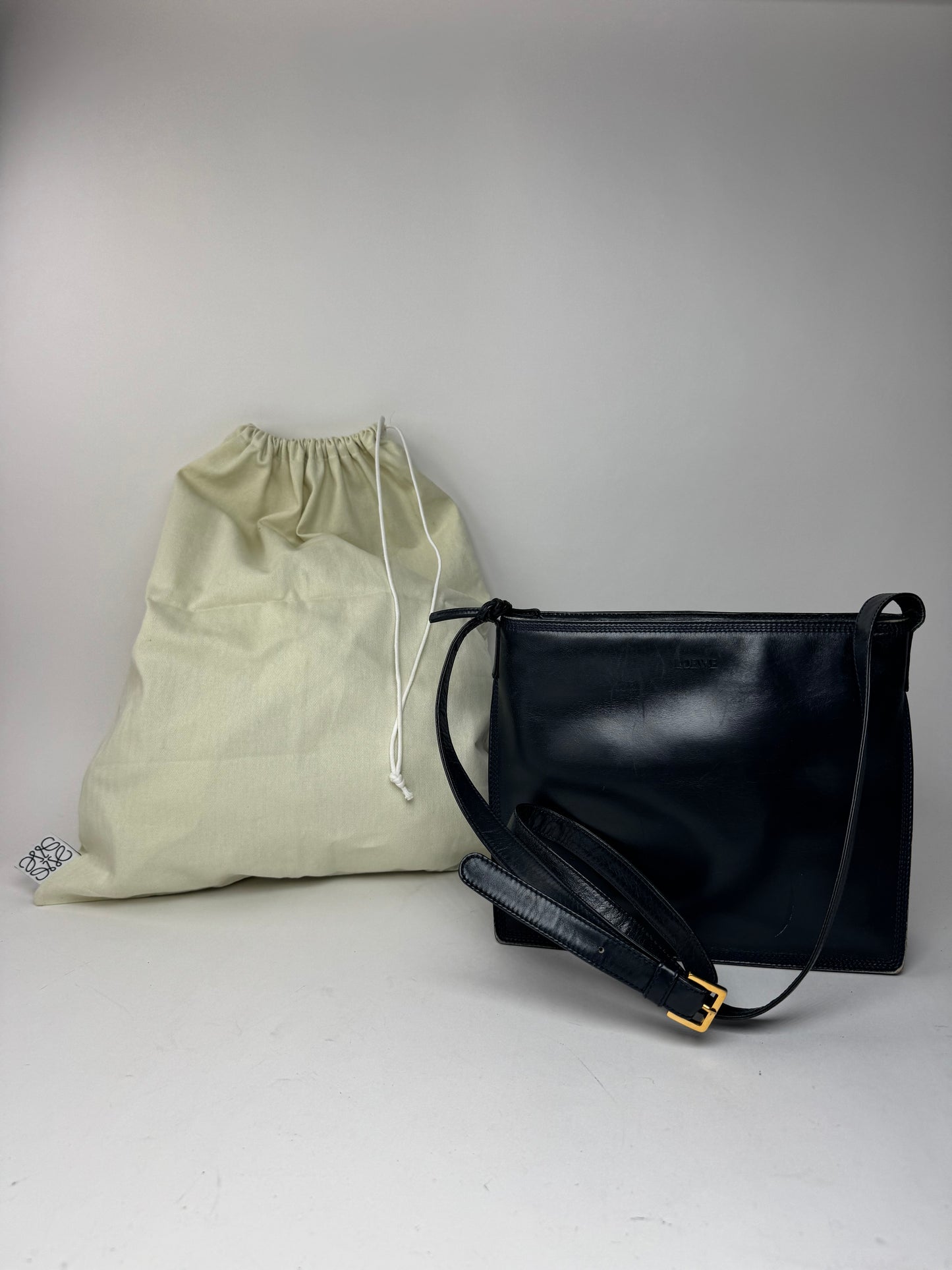 Vintage Loewe Madrid Leather bag navy