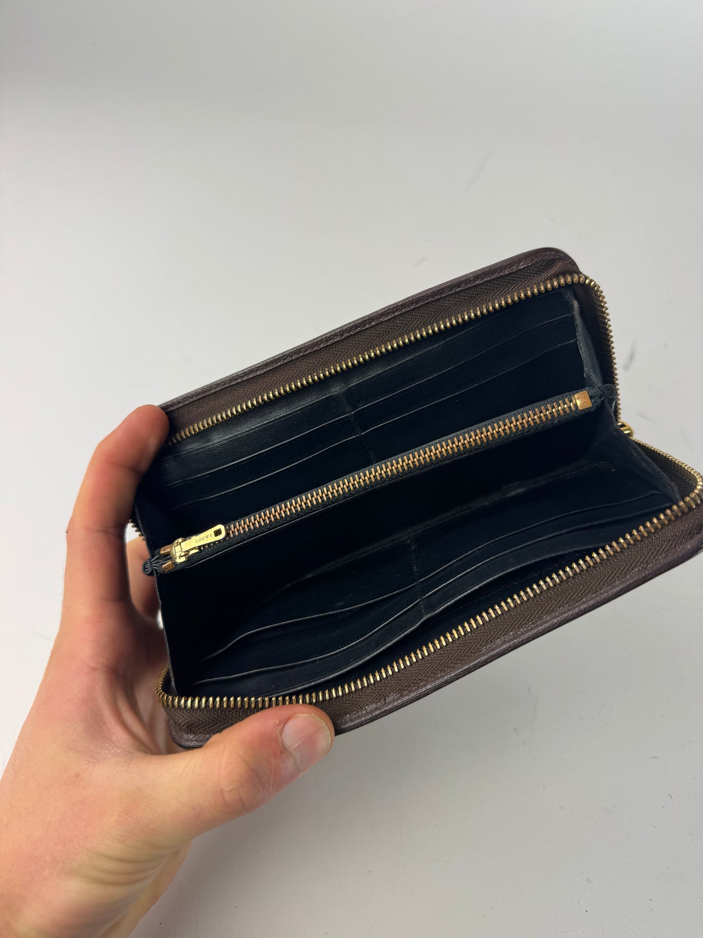 Vintage Loewe Madrid Ziyppy Leather Wallet Brown